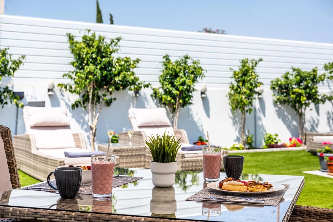 Rooms At Villa Amour Cyprus Вороклини Екстериор снимка