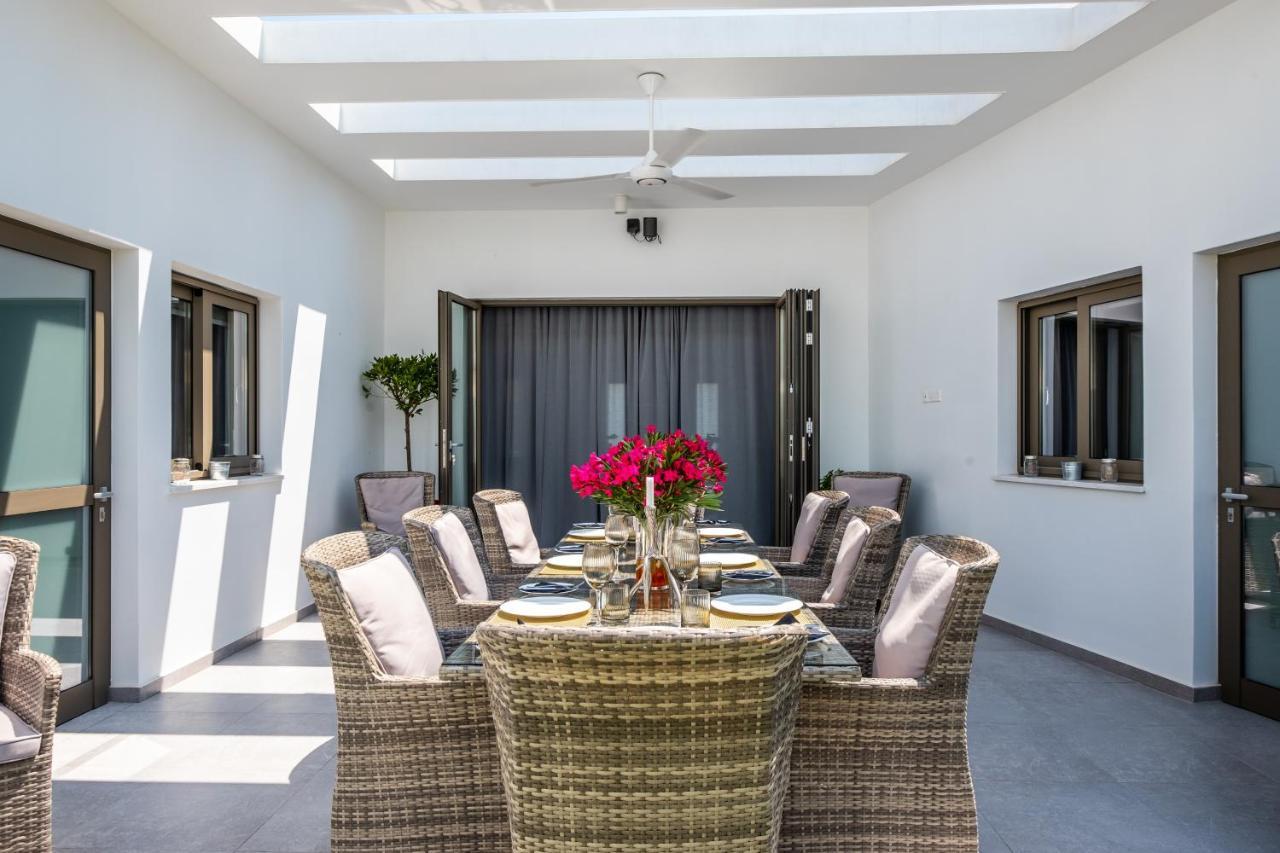 Rooms At Villa Amour Cyprus Вороклини Екстериор снимка